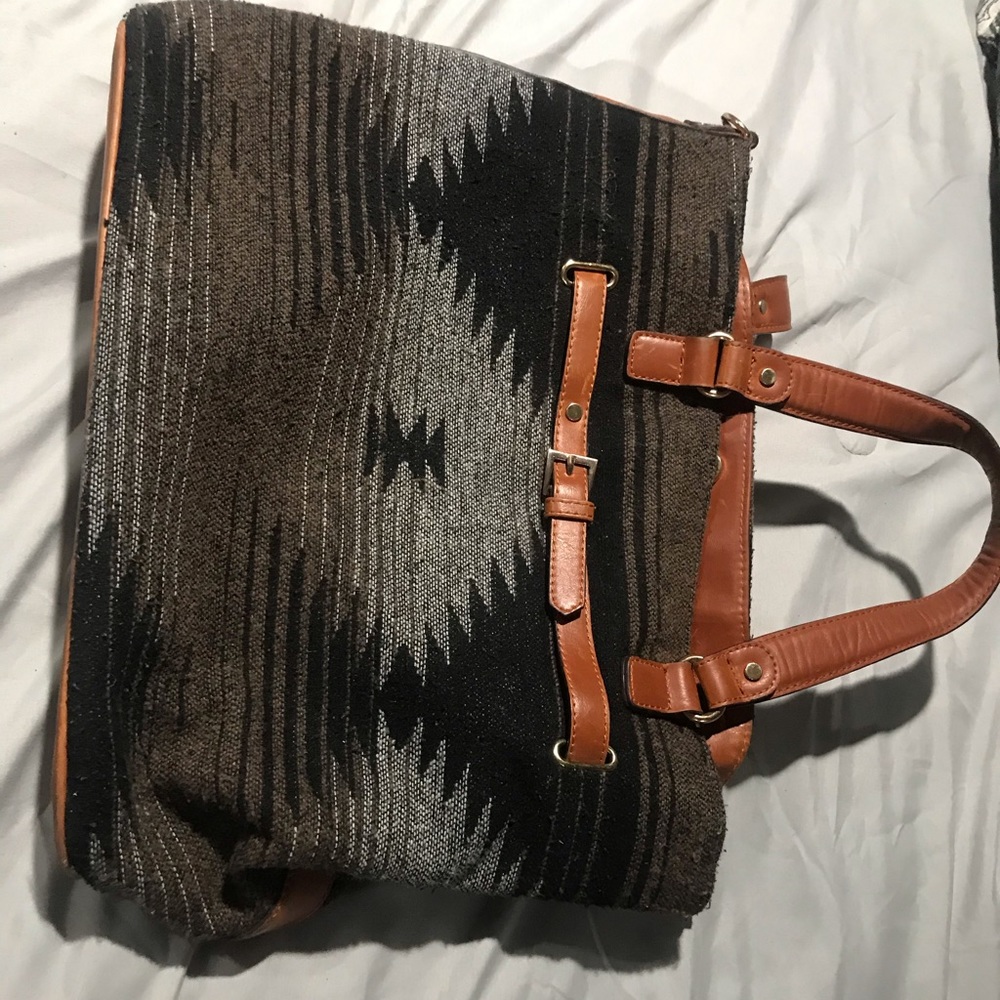 Shoulder bag with tribal pattern very unique
